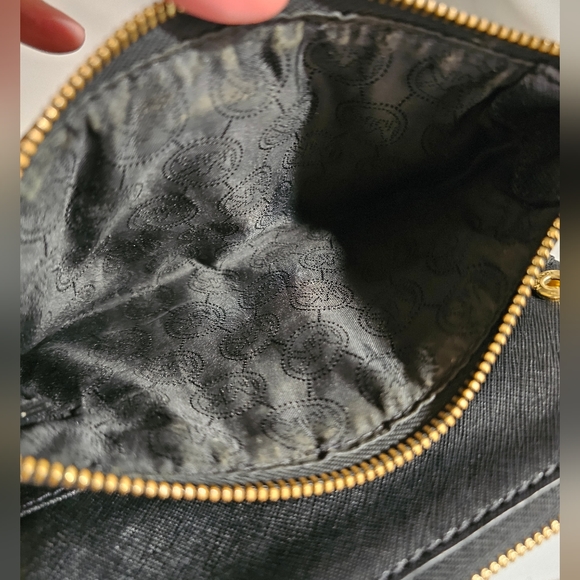 MICHAEL KORS Black crossbody leather bag with MK logo - Picture 8 of 16